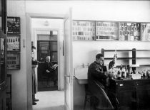Universiteto organinės technologijos laboratorija, 1927 m.