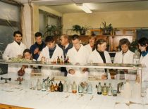 Laboratory works of inorganic chemistry, 1997.