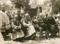 A. Dambrauskas-Jakštas, J. Mačiulis-Maironis, V. Matulaitis and A. Žilinskas in Pažaislis, 1930. (Original is in KTU Library)