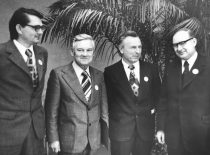 Po visasąjunginės konferencijos Kaune R. Bansevičius, akad. E. Popov, K. Ragulskis, akad. D. Ochocimskij, 1986 m.