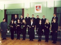 „Jaunystės“ koncertas auloje KTU įkūrimo 80-mečio šventėje, 2002 m. (KTU–M)