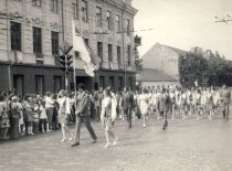 Absoliučiai geriausias mišrus choras „Jaunystė“ Dainų šventėje Vilniuje, 1975 m. (KTU–M)