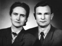 Vyda ir Kazimieras Ragulskiai, 1958 m.