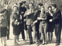 A. Patackas with student friends D. Ežerskytė, D. Jančaitytė, R. Šileika at the medium (half of studies) celebration, 1964. That night, A. Patackas executed an anti-Soviet campaign – he painted the memorial for Communist youth in the colours of the Lithuanian national flag and painted the Columns of Gediminas on it.