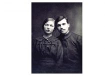 Mama Juzefa Turčinaitė-Matukonienė ir tėvas – mokytojas Vladas Matukonis (Iš R. Matukonytės Likšienės šeimos archyvo)
