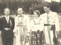The leaders of “Nemunas” R. Tamutis, A. Čižas, E. Morkūnienė, V. Bartusevičius at the Song Festival, 1960. (The original is in the archive of A. Vitkauskas)