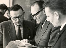 K. Baršauskas with the head of the Ultrasound Laboratory doc. E. Jaronis and doc. V. Ilgūnas, 1963.
