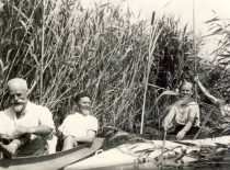 A. Žmuidzinavičius and A. Gravrogkas on a canoe trip in Dzūkija, 1938. (The original is in KTU Museum)