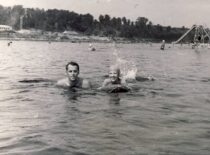 K. Sasnauskas with his daughter in Nemunas, 1961 (K. Sasnauskas with children in the Oak Grove, 1960 (from Sasnauskai family archive)