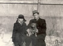 K. Sasnauskas with his son Vytautas and a dog, 1964 (from Sasnauskai family archive)