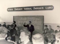 The Last Bell event at the Faculty of Chemical Technology, 1967 (from Sasnauskai family archive)