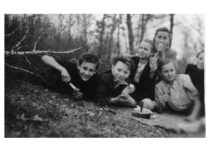 Illegal scouts on a trip to the Nevėžis River, 1947 S. Masiokas is 2nd from the left (archive of Prof. S. Masiokas)