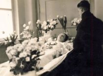 Kęstutis Sasnauskas at his mother's coffin, 3 April 1941, in Allenstein (Germany, now – Olsztyn, Poland)