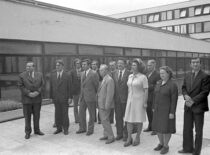 KPI rektorius M. Martynaitis su svečiais iš Maskvos fizikos instituto, 1976. (Bartkevičiaus nuotr., KTU fotoarchyvas)