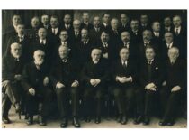 Academic staff of the Technical Faculty, 1932. (original photograph is at KTU Museum)