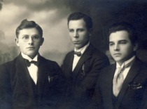 K. Bar&scaron;auskas with fellow students, 1926&ndash;1927. (the original photograph is at KTU Museum)