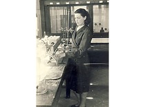 E. Sto&scaron;kutė at the Organic Chemistry Laboratory, 1948. (E. Grinienė family archive)