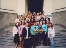 The fifth class of KTU social education bachelor's degree students with Prof. I. Leliūgienė, 2006 (Prof. I. Leliūgienė's personal archive)