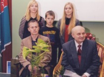 Prof. A. Žiliukas celebrating his 70th birthday with his son Arvydas' family &ndash; wife Dalia and children Armantas and Justina, 2010 (Prof. A. Žiliukas family archive)