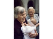 Prof. E. Grinienė with her great-granddaughter Sofija Simona, 2014. (Prof. E. Grinienė family archive)
