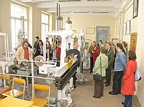 Dr. A. Veilentienė, director of the KTU Museum, leads a tour entitled "Return to the University of Lithuania," 2012 (photo by J. Klėmanas, KTU photo archive)