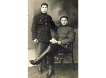 K. Bar&scaron;auskas (seated) &ndash; a pupil of Marijampolė Realgymnasium, 1923. (the original photograph is at KTU Museum)