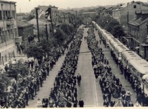 A fragment of the funeral of Prof. K. Bar&scaron;auskas, 1964. (the original photograph is at KTU Museum)