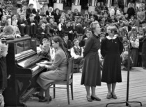 1st KPI festival, 1956. (photograph by Konstantinas Sasnauskas, KTU museum)