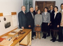 Thanks to Prof. Antanas Žiliukas, the Mechanical Materials Resistance Laboratory, founded in 1923 at the University of Lithuania by Prof. Kazimieras Vasiliauskas, was preserved and attached to the KTU Museum. In the photo: Prof. A. Žiliukas and Prof. K. Vasiliauskas' relatives at the KTU K. Vasiliauskas Materials Resistance Laboratory, 2004 (photo by J. Klėmanas, KTU photo archive)