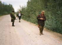 Prof. S. Kutkevičius hunting with members of the Dubysa hunting club, 1985 (Prof. S. Kutkevičius family archive)