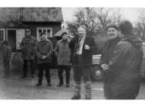Prof. S. Kutkevičius (center) hunting with members of the Dubysa hunting club, 1983. To the left of Prof. S. Kutkevičius is his colleague Prof. R. Baltru&scaron;is. (Prof. S. Kutkevičius family archive)