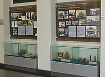 Exhibition stands at the KTU Museum exhibition "The University's International Relations: Fragments of History," 2015 (photo by J. Klėmanas, KTU photo archive)