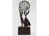 Transitional prize of the Student Scientific Society of Kaunas Polytechnic Institute, 6th decade of the 20th century. (Photo by J. Klėmanas, original &ndash; KTU Museum)