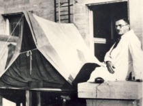 K. Bar&scaron;auskas performs tests at the Higher Technical School in Charlottenburg, 1937. (the original photograph is at Prof. K. Bar&scaron;auskas family archive)