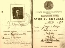 Student&rsquo;s record book of the student of VDU Construction Faculty J. Slavėnas, 1941&ndash;1942.