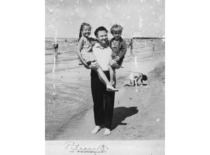 S. Kutkevičius with his daughter Vida and son Juozas in Palanga, 1967 (Prof. S. Kutkevičius family archive)