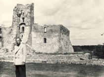 J. Slavėnas at Trakai Castle, 1955.