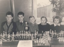 A. Fedaravičius in the school chess club, 1962 (From the family archives of Prof. A. Fedaravičius)