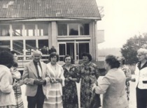 Prof. V. Zelionkaitė at a class meeting, 1991 (KTU Museum)