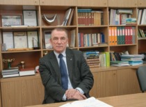 Prof. A. Federavičius &ndash; Dean of the Faculty of Mechanics and Mechatronics at KTU, 2009 (Photo by J. Klėmanas, KTU Photo Archive)