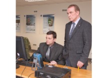 Prof. A. Fedaravičius, Director of the KTU Institute of Defense Technologies, with staff member A. Survila, 2013 (KTU Museum)